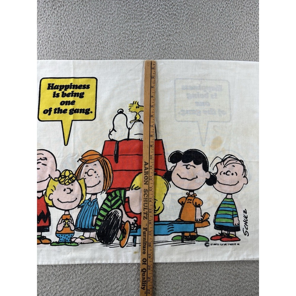 VTG 1971 Charlie Brown Pillowcase Peanuts Happiness is Being One Of The Gang - Picture 9 of 10